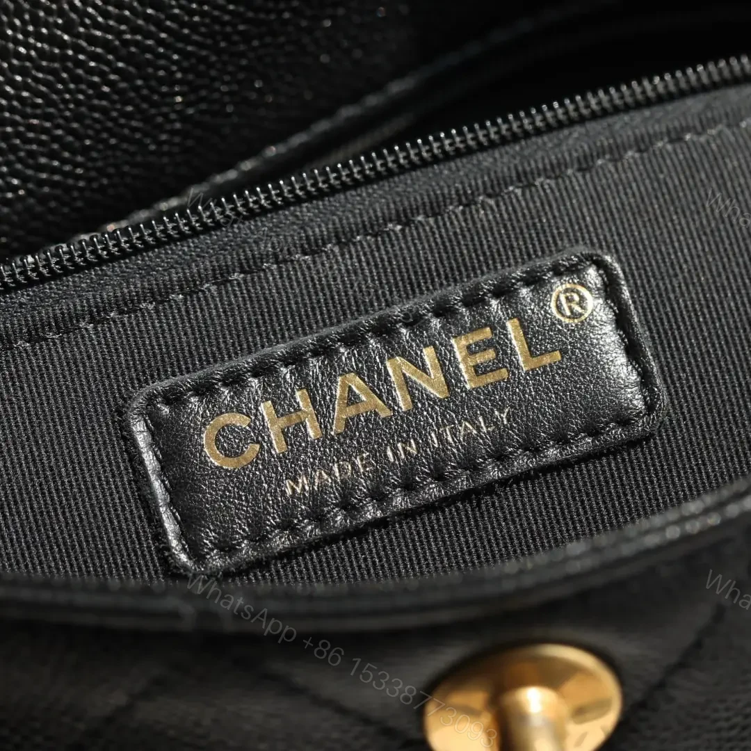 View 10 of 高仿Chanel*25P系列AS5385黑金郵差包小號免檢版