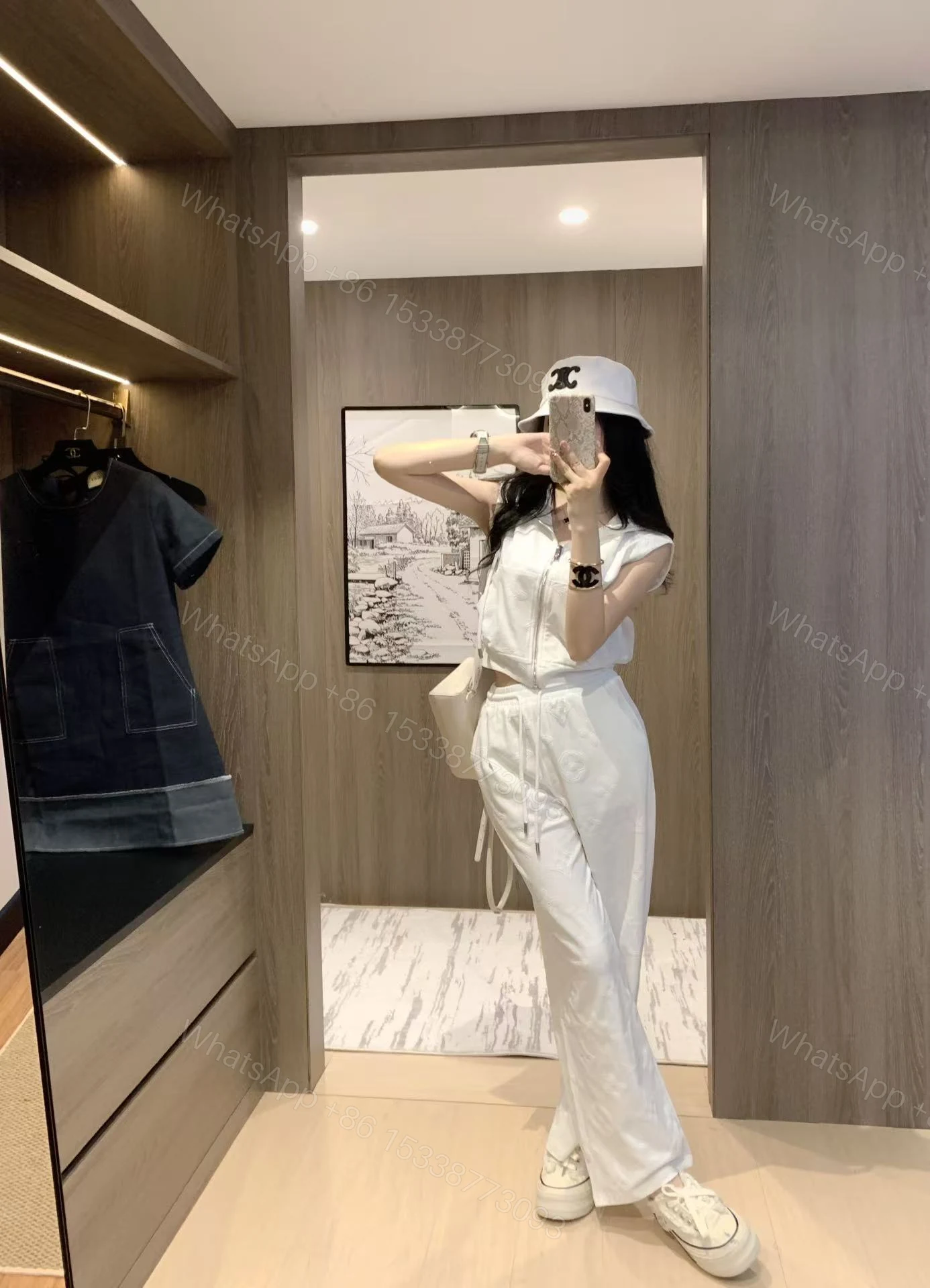 LV一比一女士白色休閒套裝夏季背心抽繩長褲時尚款 — view 1