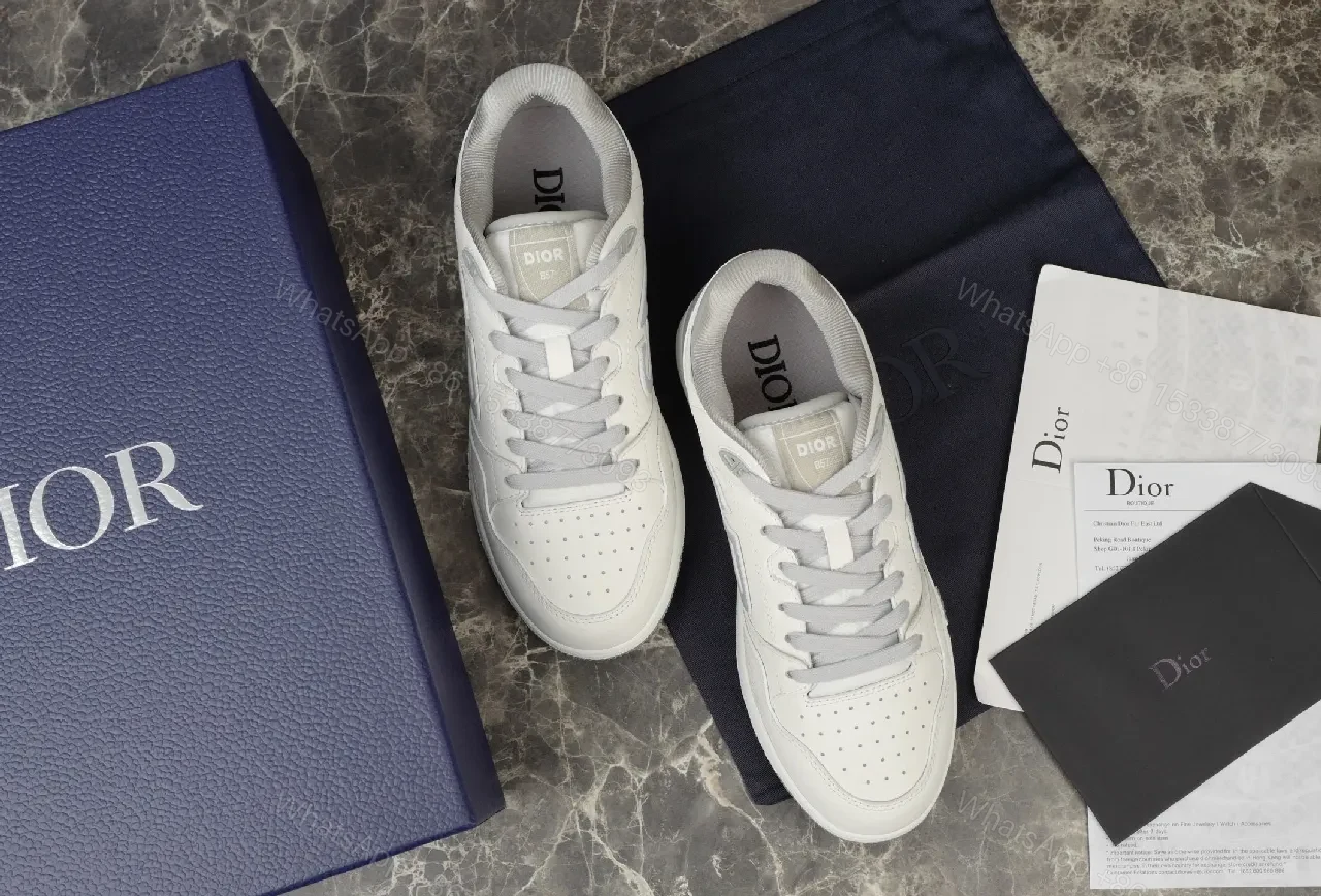 View 2 of Minimalist Luxury Leather Sneakers - Premium Comfort, Everyday Style