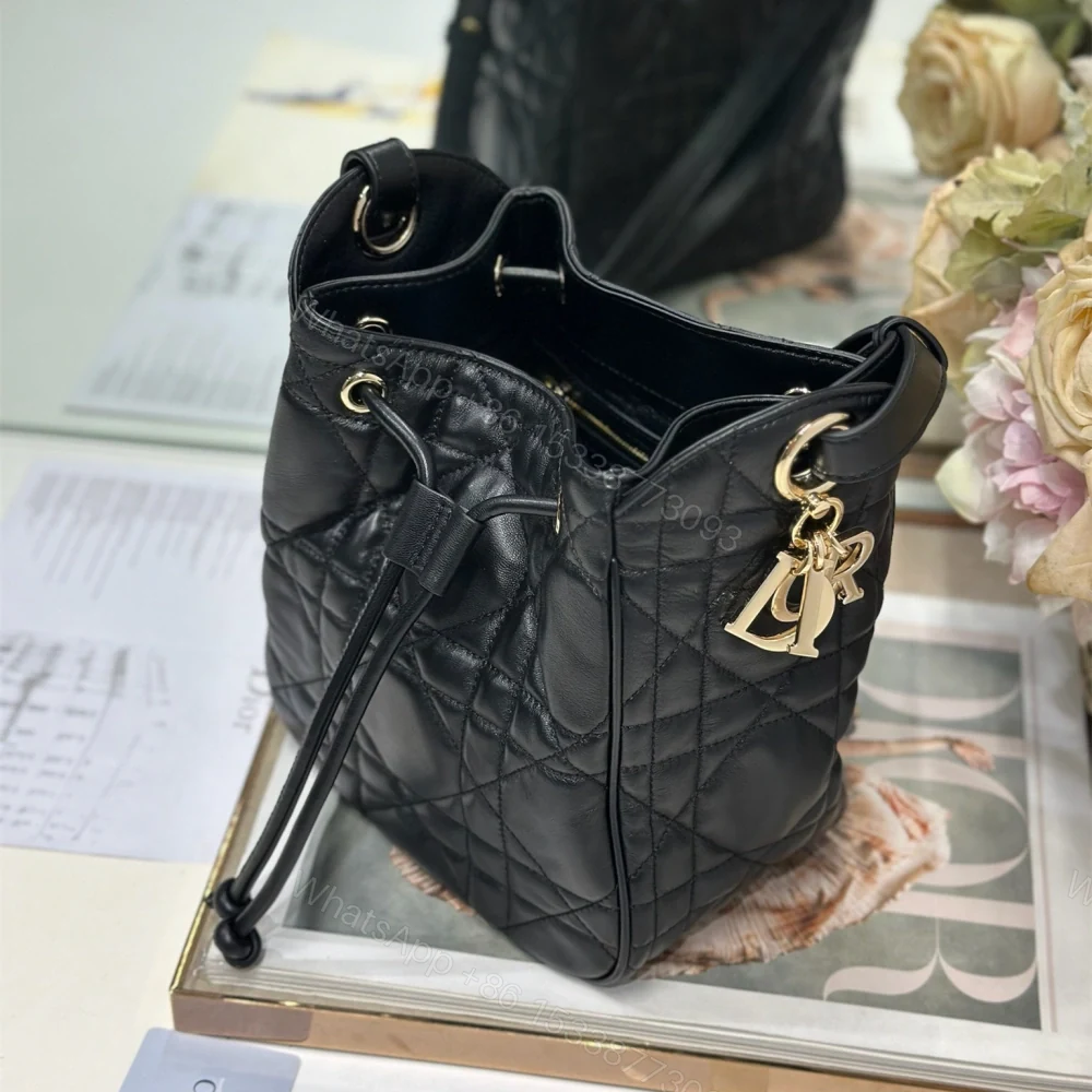 View 3 of 高仿Dior*D-Motion系列M2851M900小牛皮水桶包小號黑色免檢版