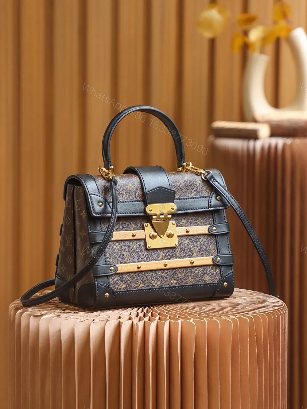 View 2 of Louis Vuitton LV Monogram Trianon PM Top-Handle Bag Like Auth Handbags 21x18x11cm