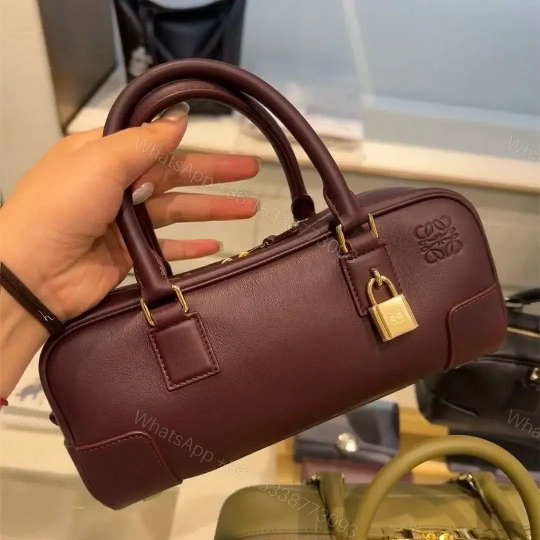 View 12 of 高仿Loewe*Amazona系列7240橫版手提包酒紅色免檢版