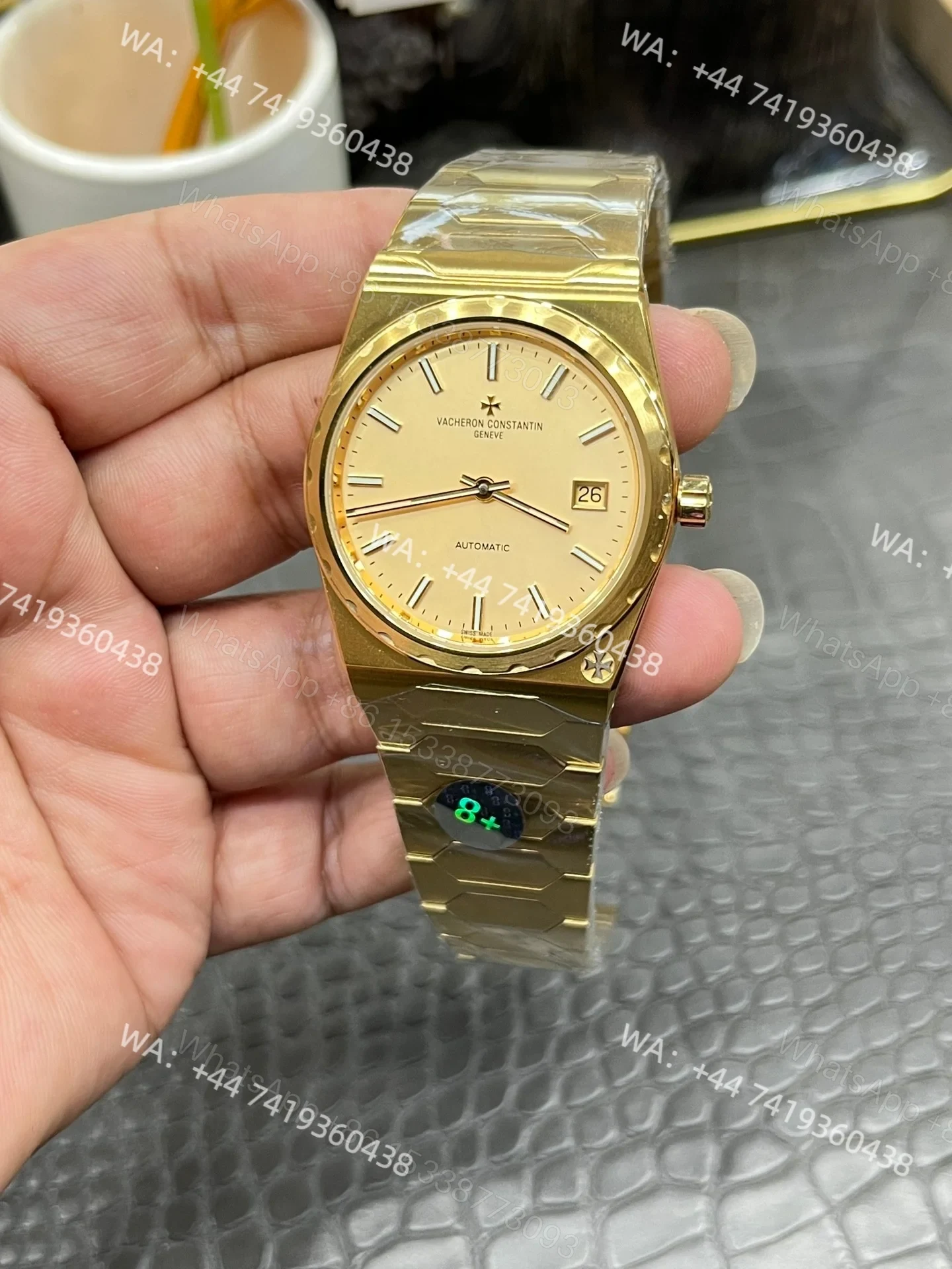 View 5 of Super Clone Vacheron Constantin Historiques 222 4200H/222J-B935 – Gold Dial