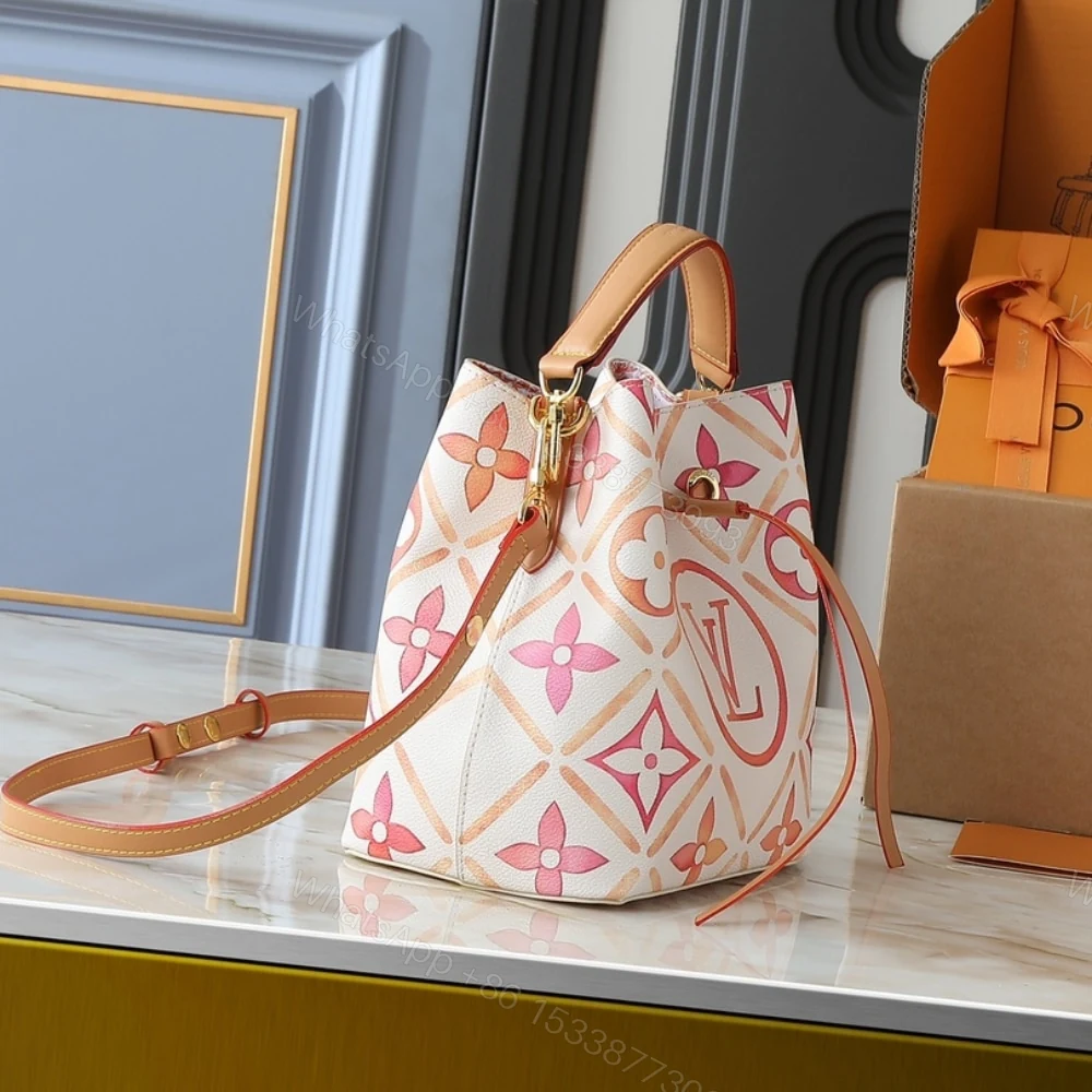 View 3 of LOUIS VUITTON NÉONOÉ BB CORAL 20CM M25315