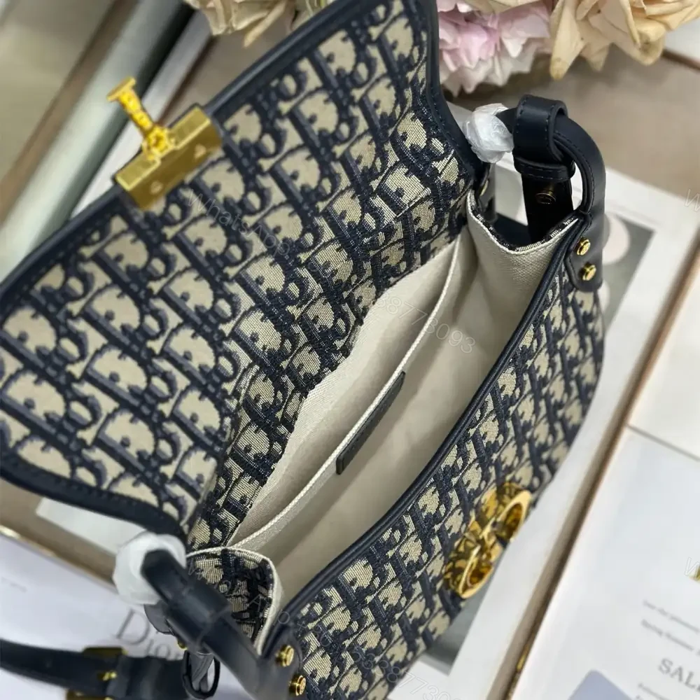 View 7 of 高仿Dior*30Montaigne系列9363M928單肩包藍色中號免檢版
