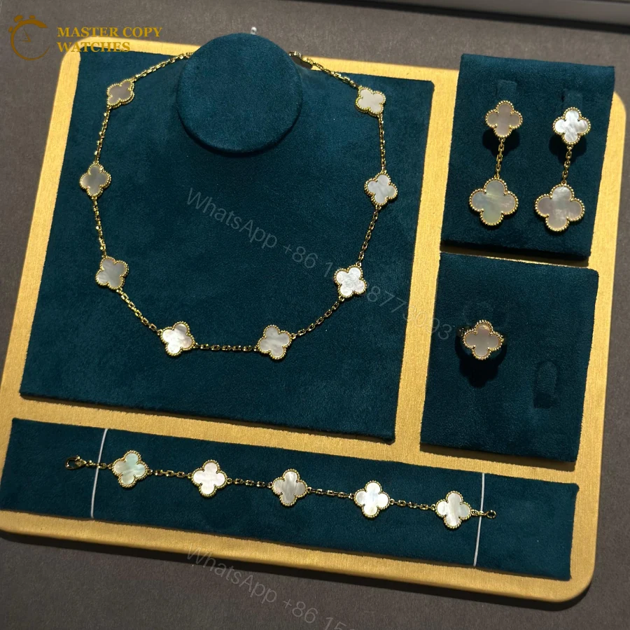 Van Cleef Gray Bracelet Replica — view 1
