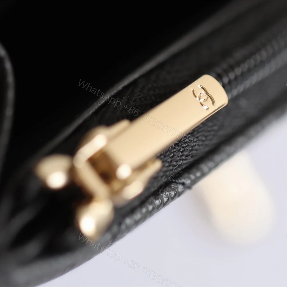 View 24 of 高仿Chanel*25C系列AS4406小球紋牛皮郵差包黑色免檢版