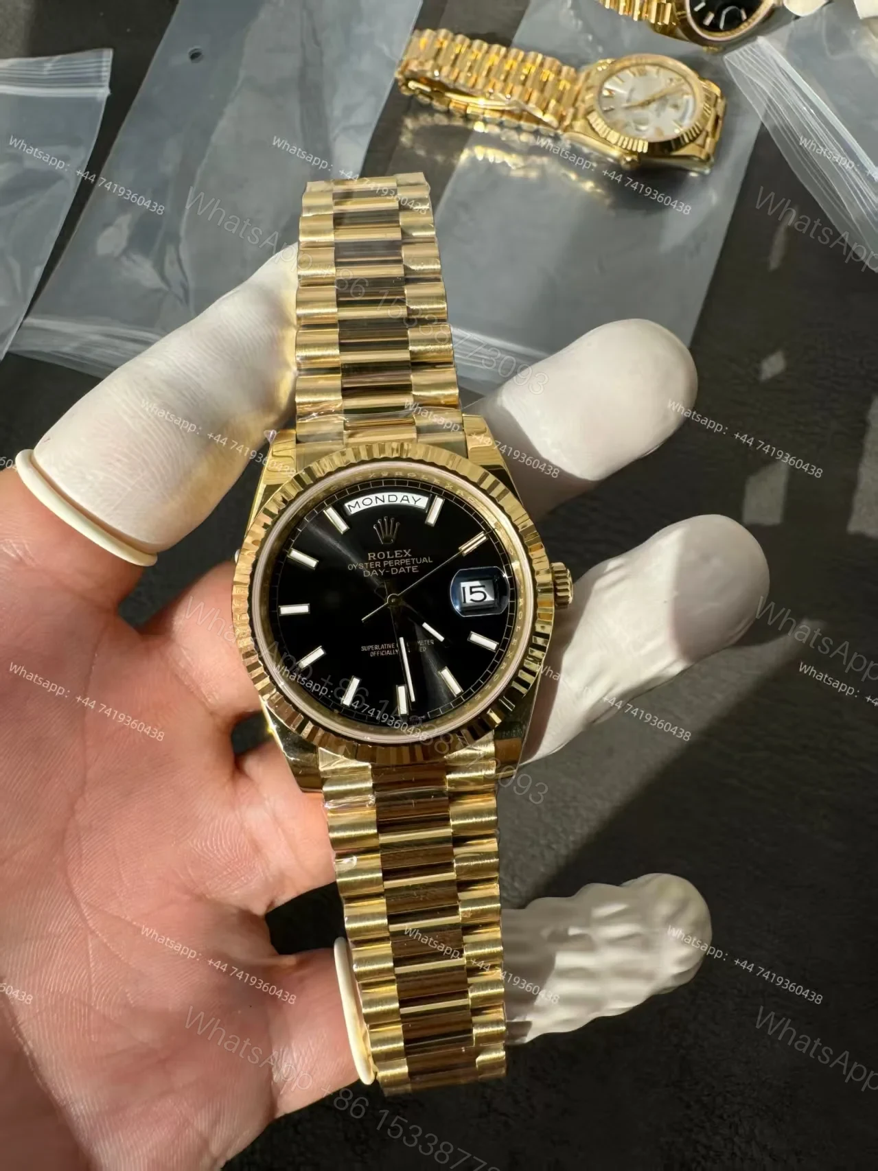 Rolex Day-Date M228238-0067 1:1 Replica Gold Black Dial 40MM 3255 Movement Presidential Bracelet Super Clone Watch — view 1