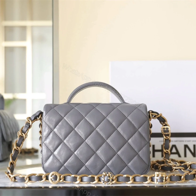 View 2 of 高仿Chanel24A*AS4992小羊皮手柄包免檢版