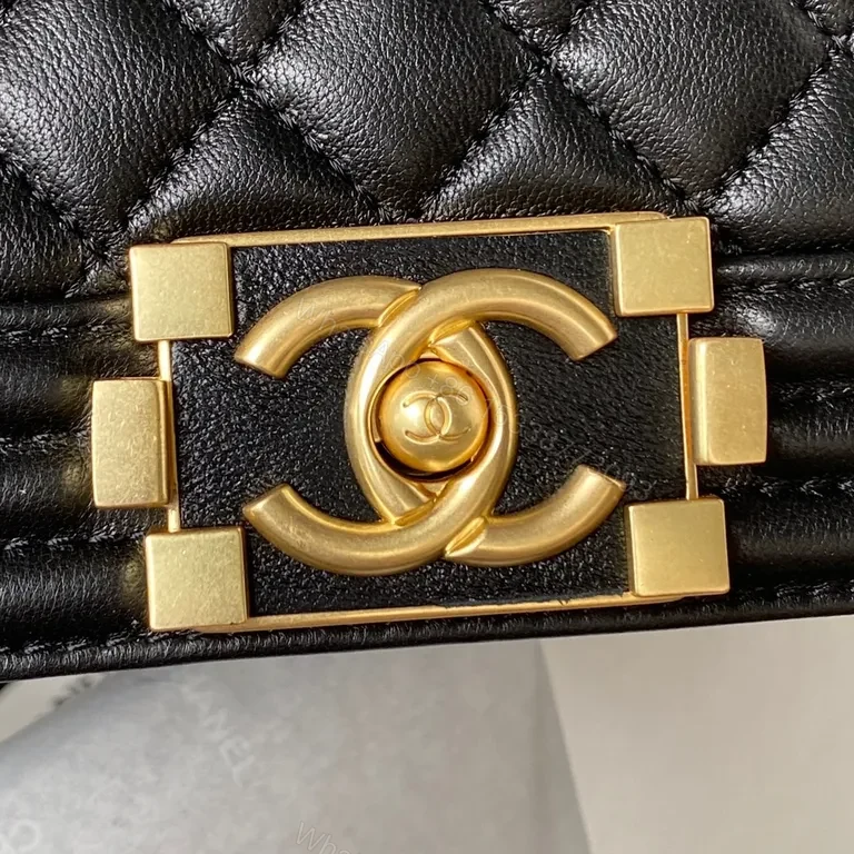 View 6 of Gold-Chain Quilted Flap Bag: Classic Chic Leather Carryall