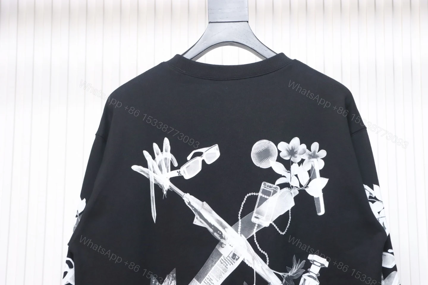 View 3 of Off-white Ink-splashed arrow twill oil painting graffiti sweatshirt