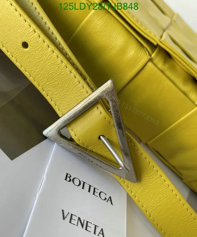 View 51 of Bottega Veneta Premium Nappa Leather Intrecciato Weave Bag with Magnetic Fastening BV9101