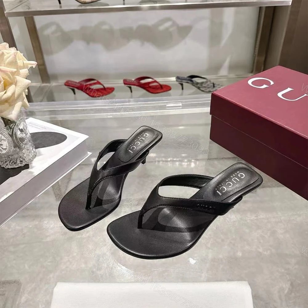 View 2 of GUCCI Women’s Vittoria thong 237406