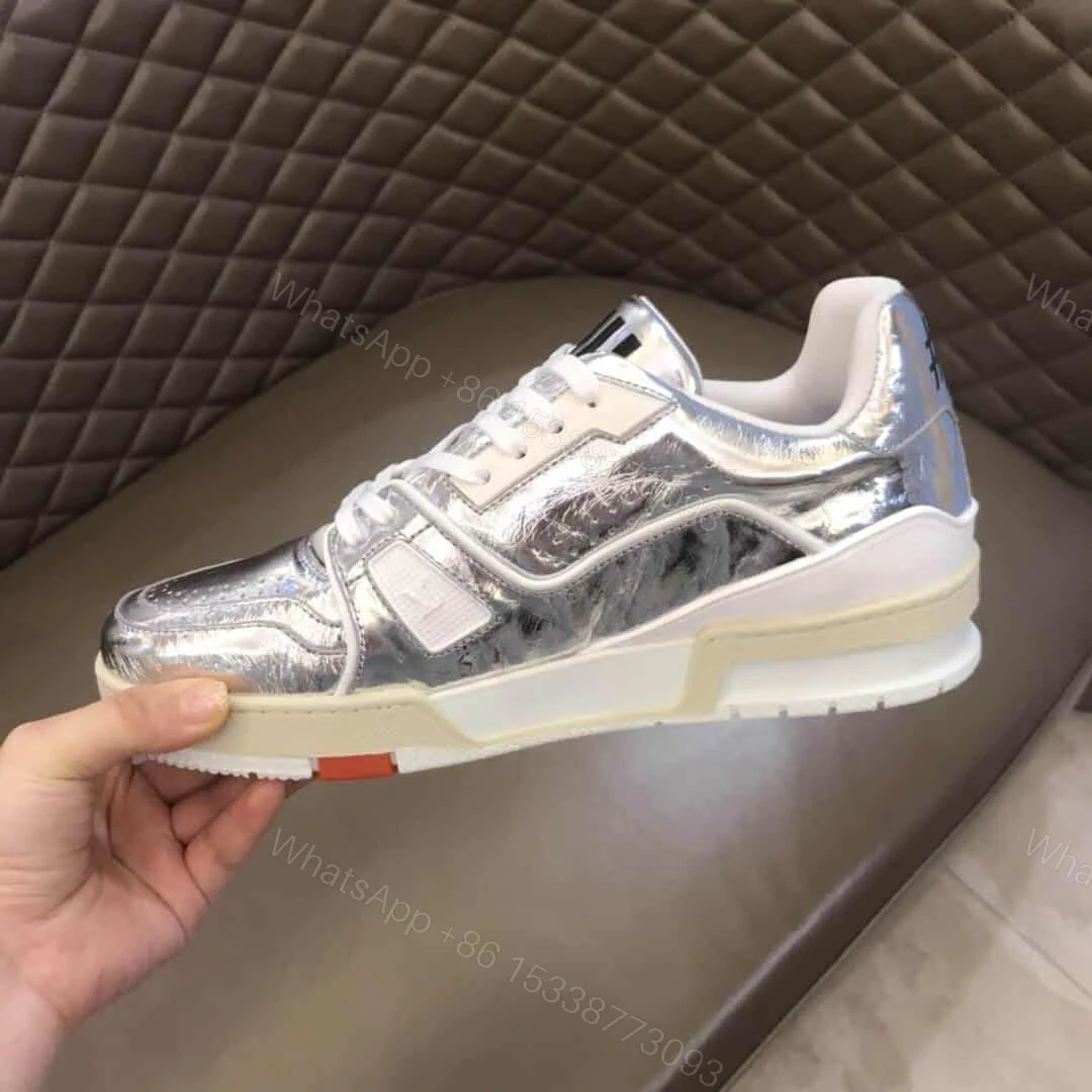 View 3 of LOUIS VUITTON VNR SNEAKER – LV190