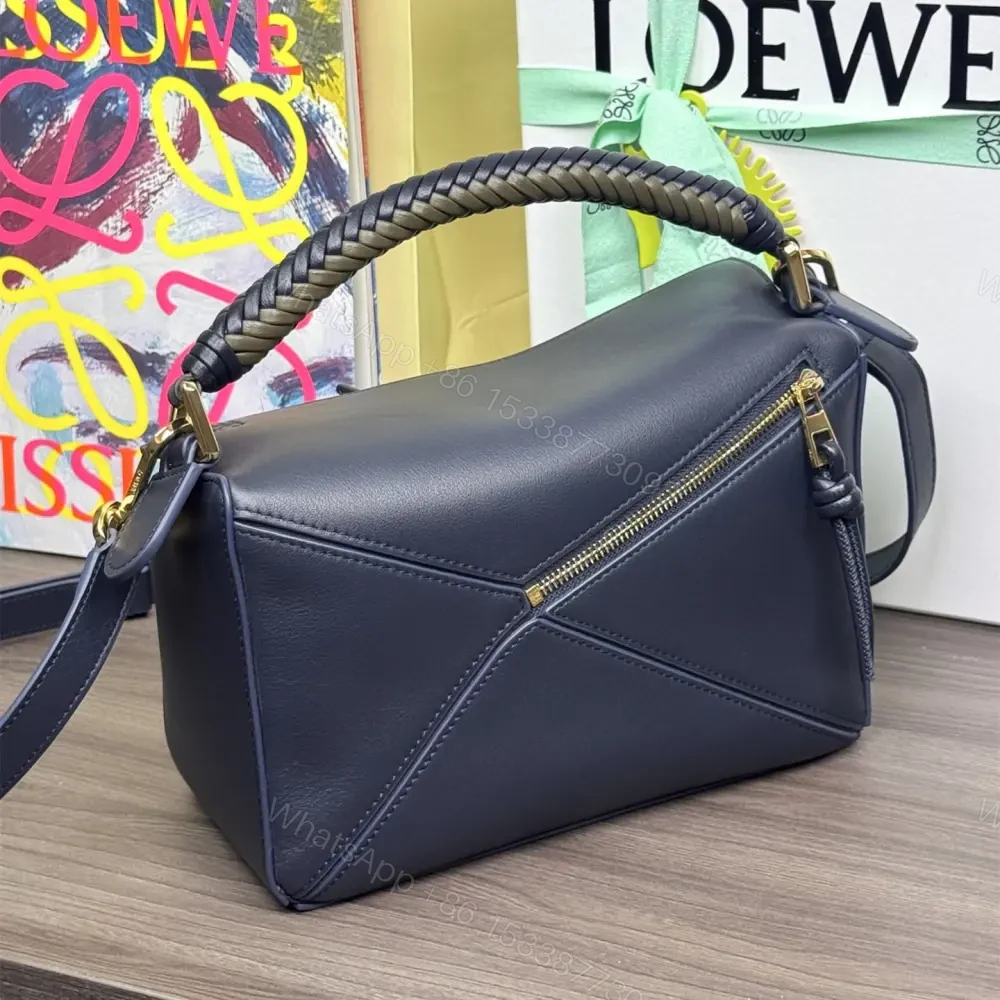 View 2 of 高仿Loewe*Puzzle系列4734小牛皮單肩包深墨水藍小號免檢版