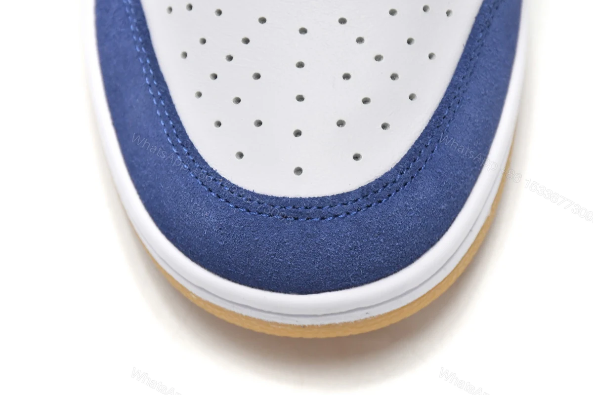 View 5 of Nike SB Dunk Low Los Angeles Dodgers DO9395-400
