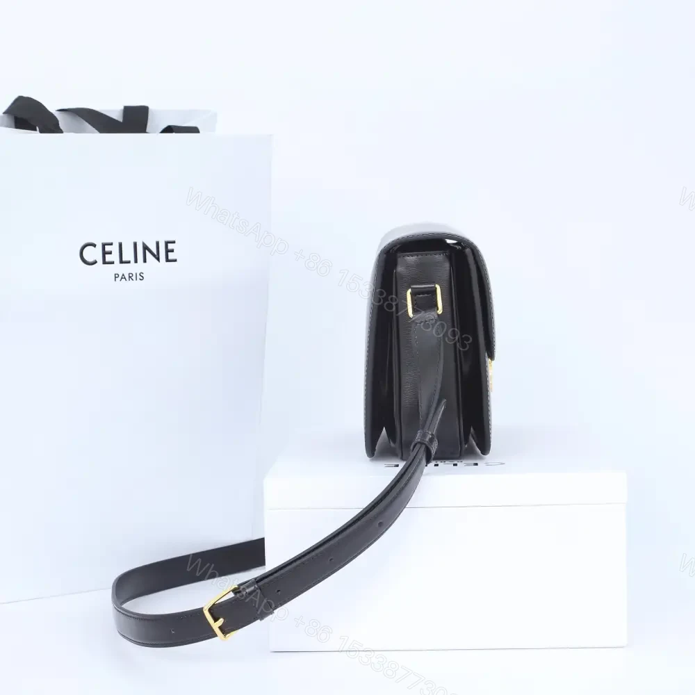 View 5 of 高仿Celine*Triomphe系列手袋187363黑色中號免檢版