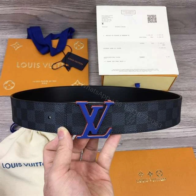 View 2 of LOUIS VUITTON INITIALES 40MM REVERSIBLE DAMIER INFINI LEATHER BELT – B84