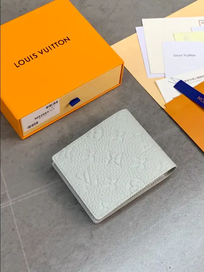 View 3 of LV MULTIPLE WALLET- RRG088