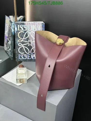 Loewe Red Pebble Bucket Bag with Calfskin RA288 — view 1