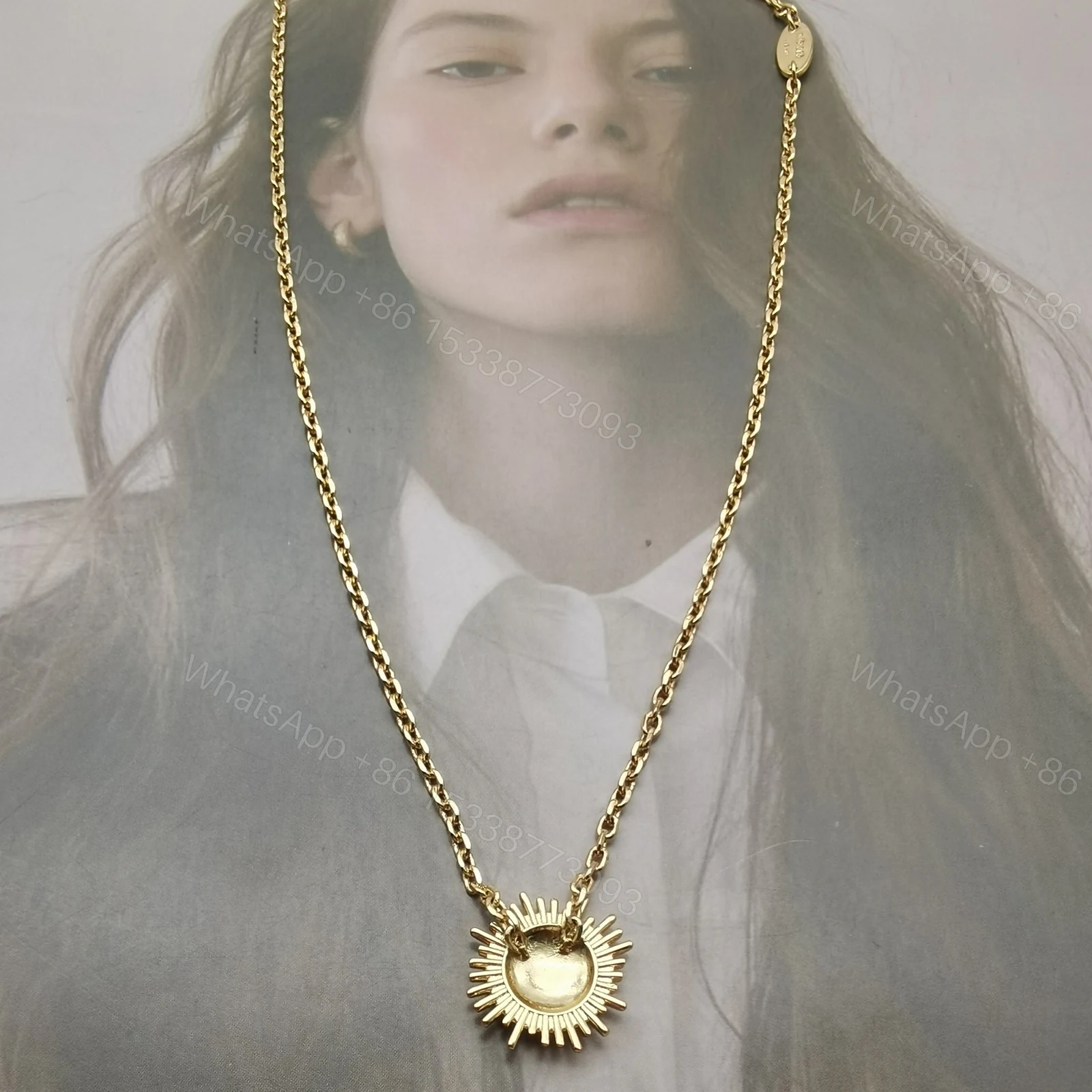 View 7 of EN – Lux LV Necklaces 068