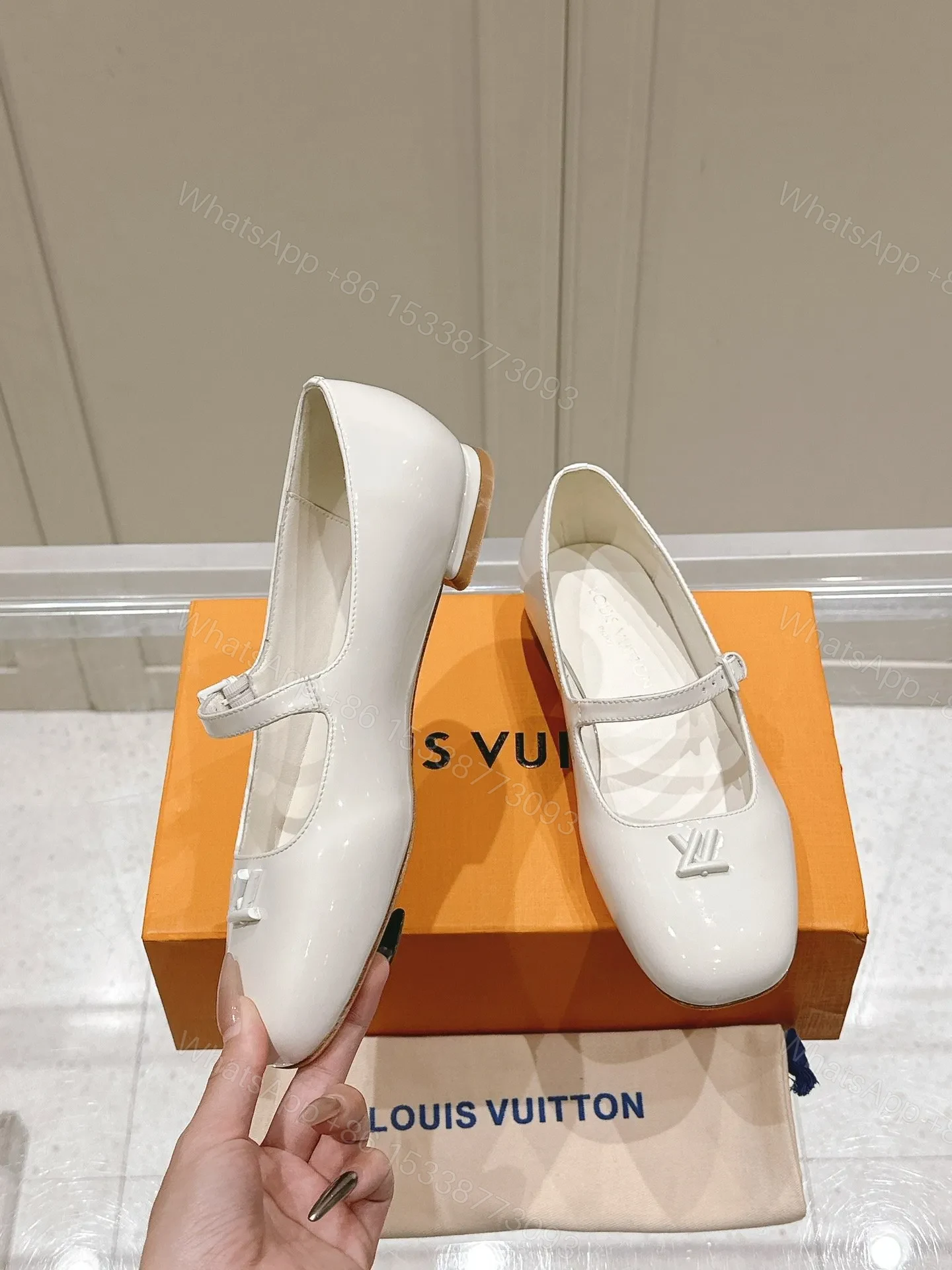 View 4 of LV Women White Patent Leather Mary Jane Heels