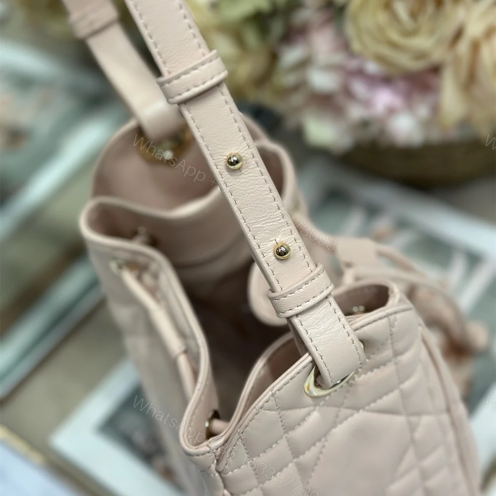 View 6 of 高仿Dior*D-Motion系列M2851M413小牛皮水桶包小號粉色免檢版