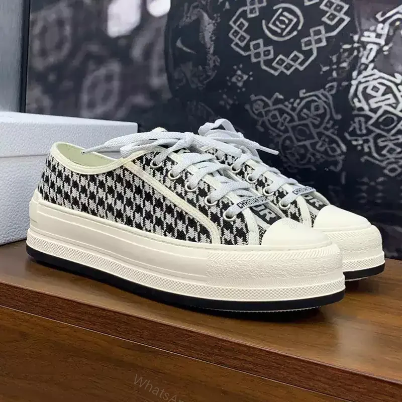 WALK’N’DIOR PLATFORM SNEAKERS UNISEX MICRO HOUNDSTOOTH EMBROIDERED BLACK – CD150 — view 1