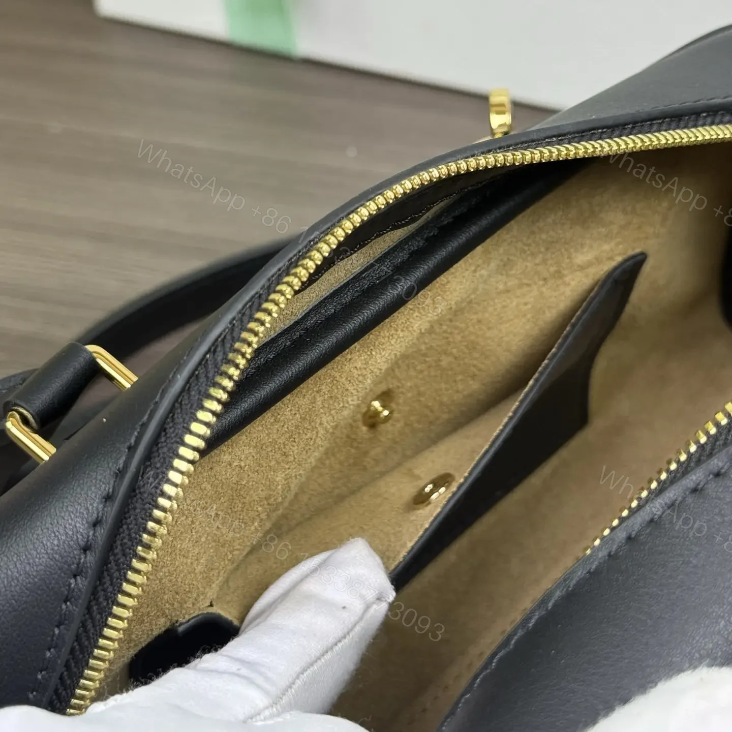 View 11 of 高仿Loewe*Amazona系列1101橫版手提包勃艮第酒免檢版