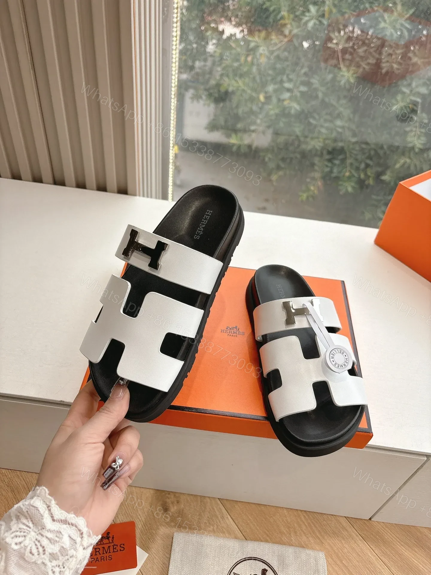 View 6 of Hermes Women Designer Shoes 050
