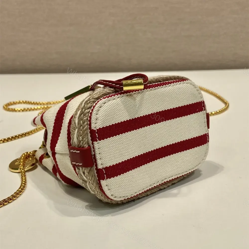 View 6 of 高仿Prada*Mariner系列1NR16H水桶包紅色Mini免檢版