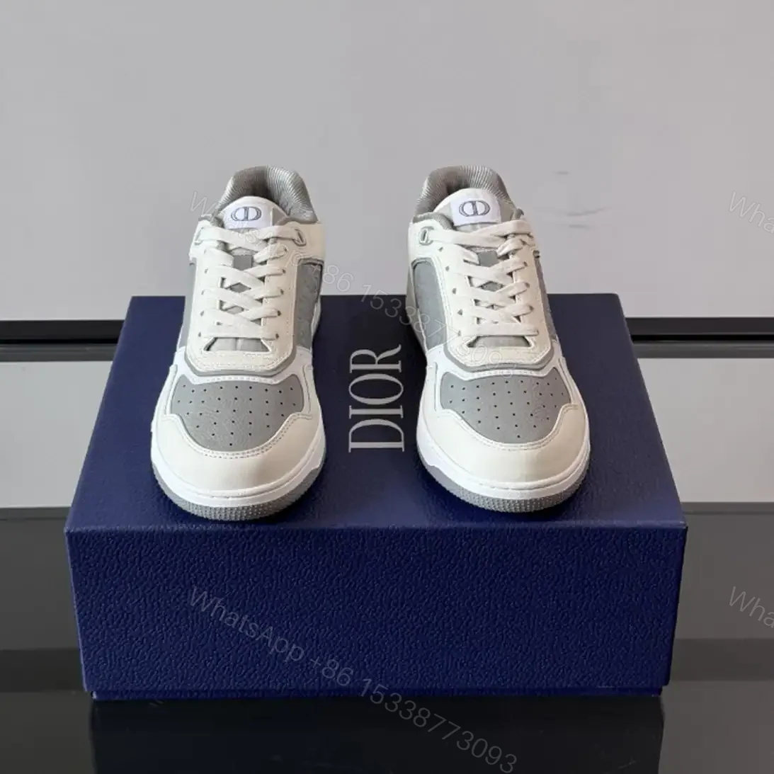 View 3 of DIOR B27 UPTOWN LOW-TOP SNEAKERS WHITE SMOOTH CALFSKIN AND WHITE OBLIQUE JACQUARD – CD217