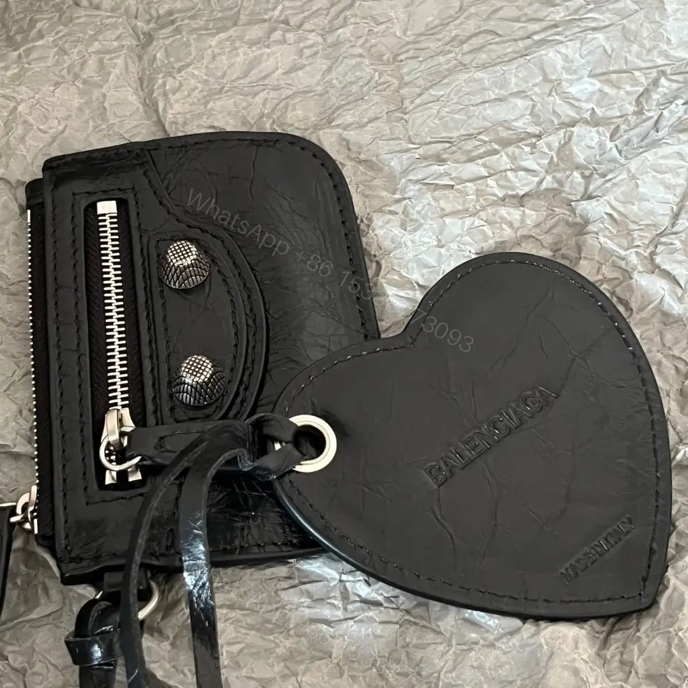 View 16 of 高仿Balenciaga*LeCagole朋克單肩包黑色XS