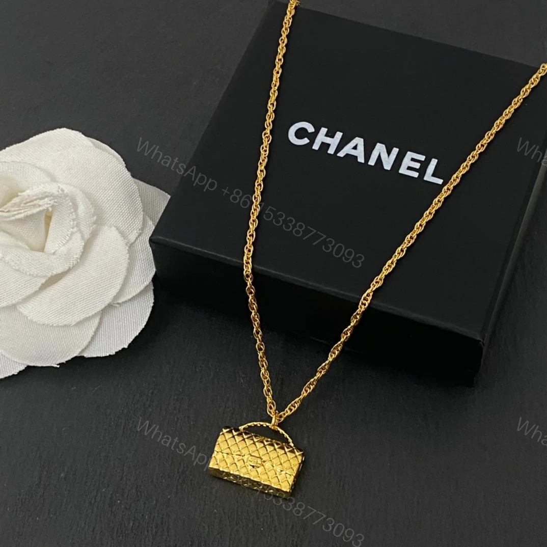 View 5 of EN – Lux Necklace CHL015
