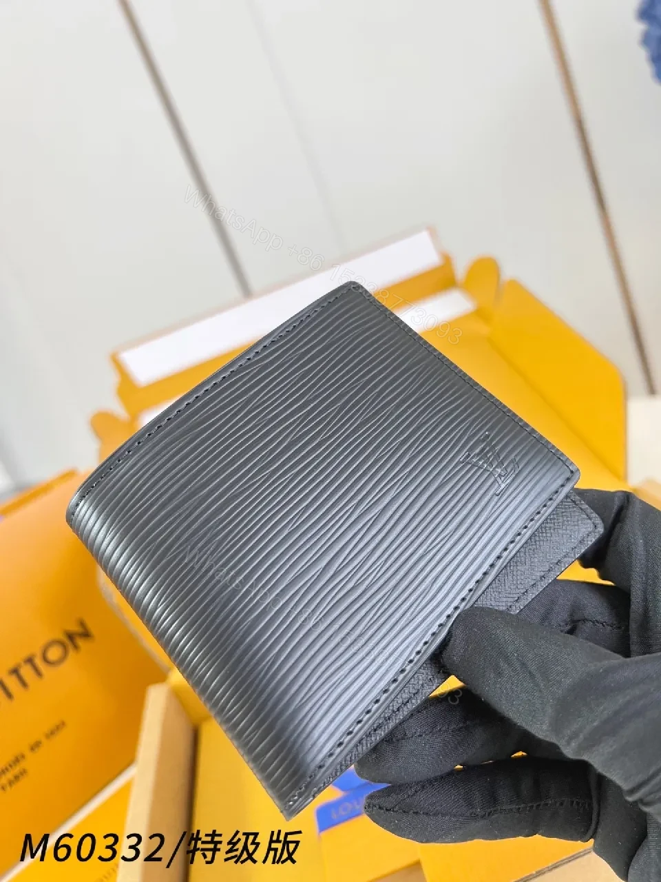 View 2 of Black Leather Bi-fold Wallet Set: Compact Luxury Everyday Carry