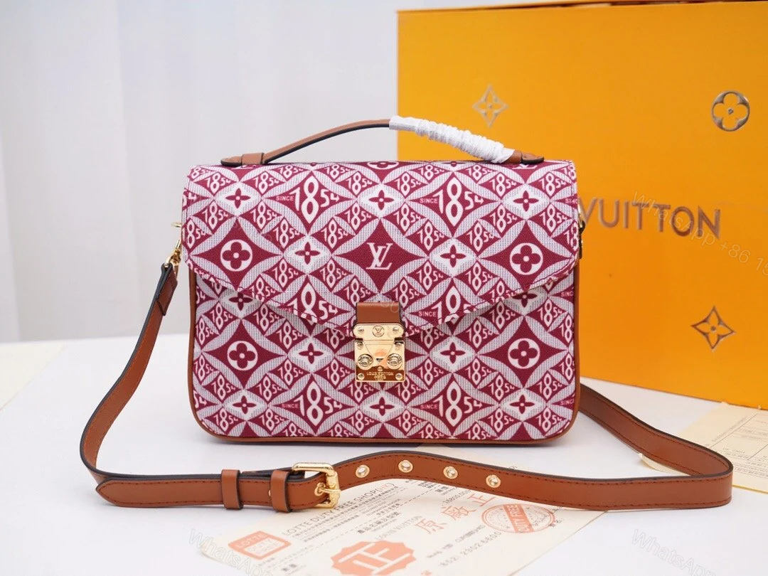LV By The Pool Pochette Métis — view 1