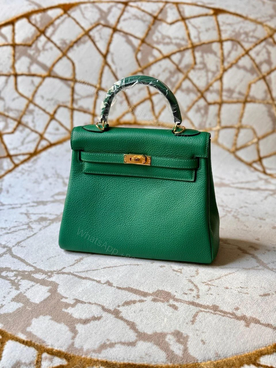 View 19 of HERMÈS Kelly 25 handbag in Chai Togo