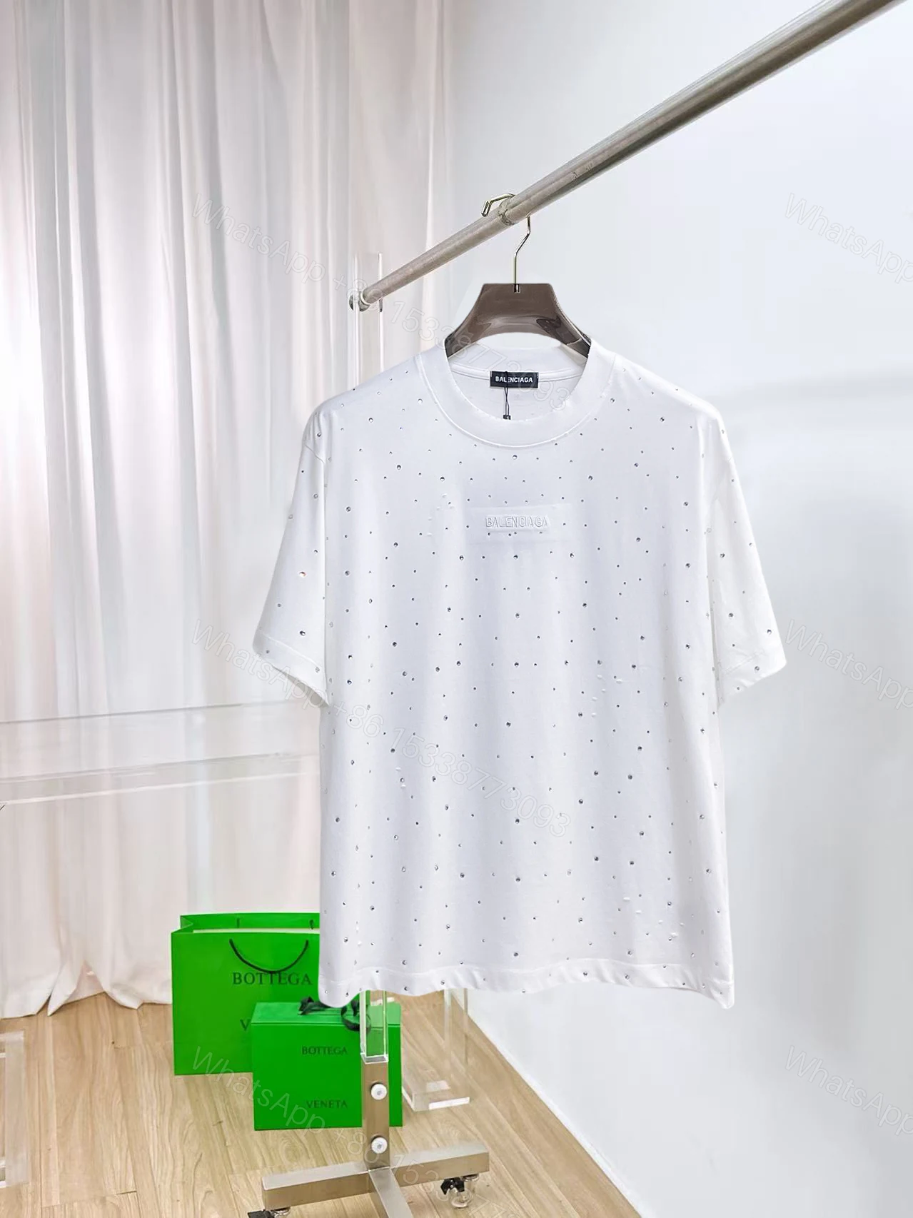 Balenciaga 復刻 男款滿版鑽石短袖T恤 簡約奢華款 — view 1