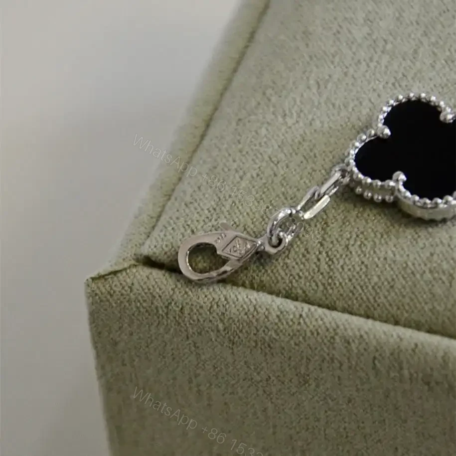 View 11 of 高仿首飾VanCleef&Arpels*RP2R900縞瑪瑙白金手鏈