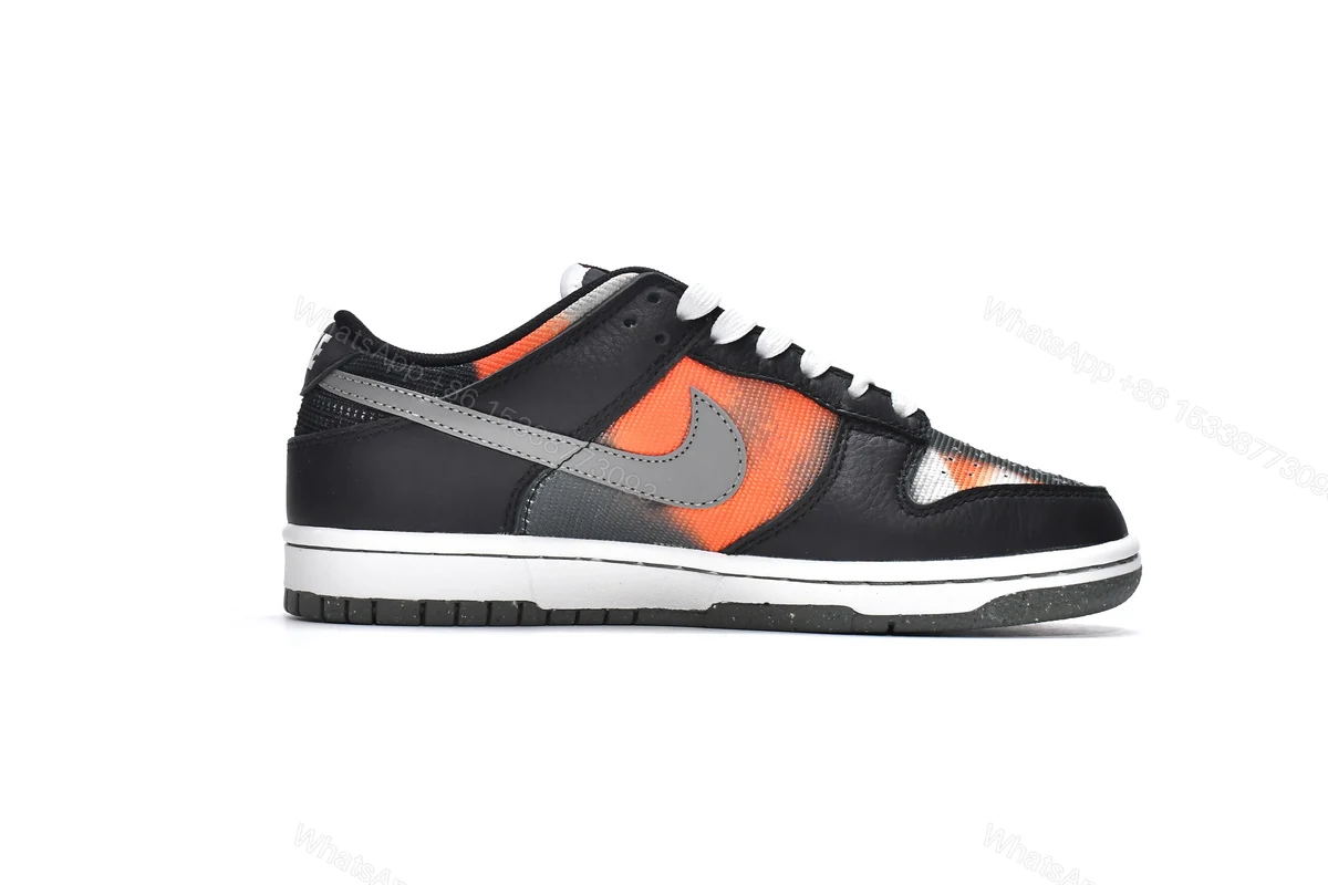 View 2 of (OG)Nike Dunk Low Graffiti Blacke DM0108-001
