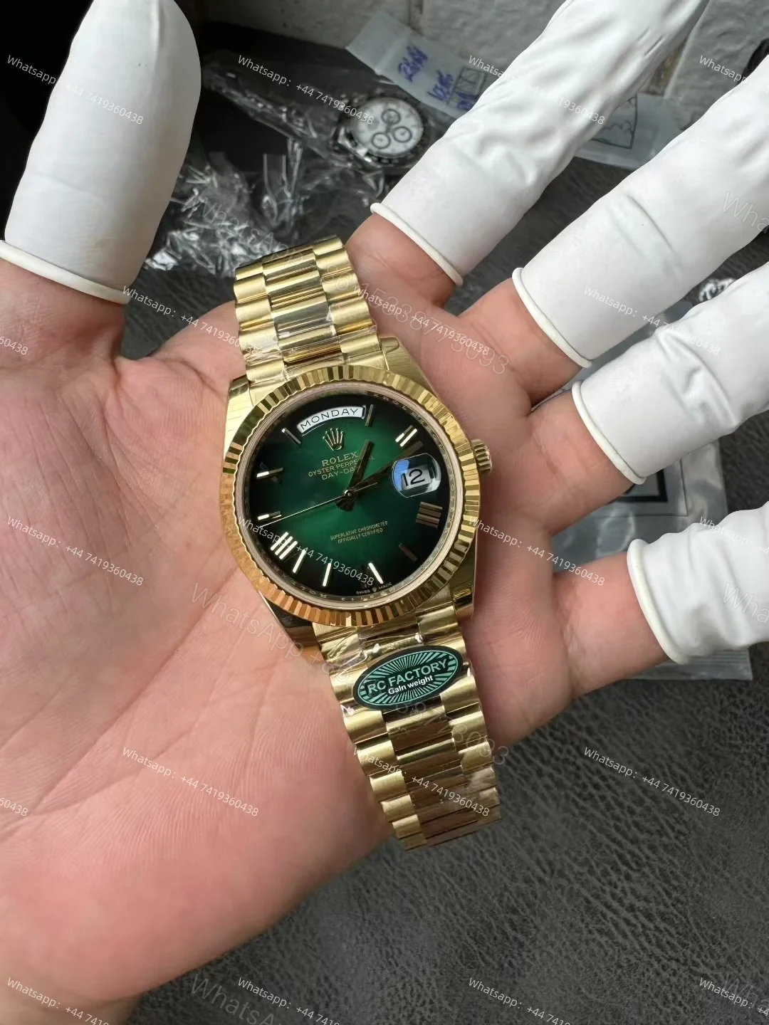 Rolex Day-Date M228238-0069 1:1 Replica Green Gradient Dial 40MM 3255 Movement Presidential Bracelet Super Clone Watch — view 1