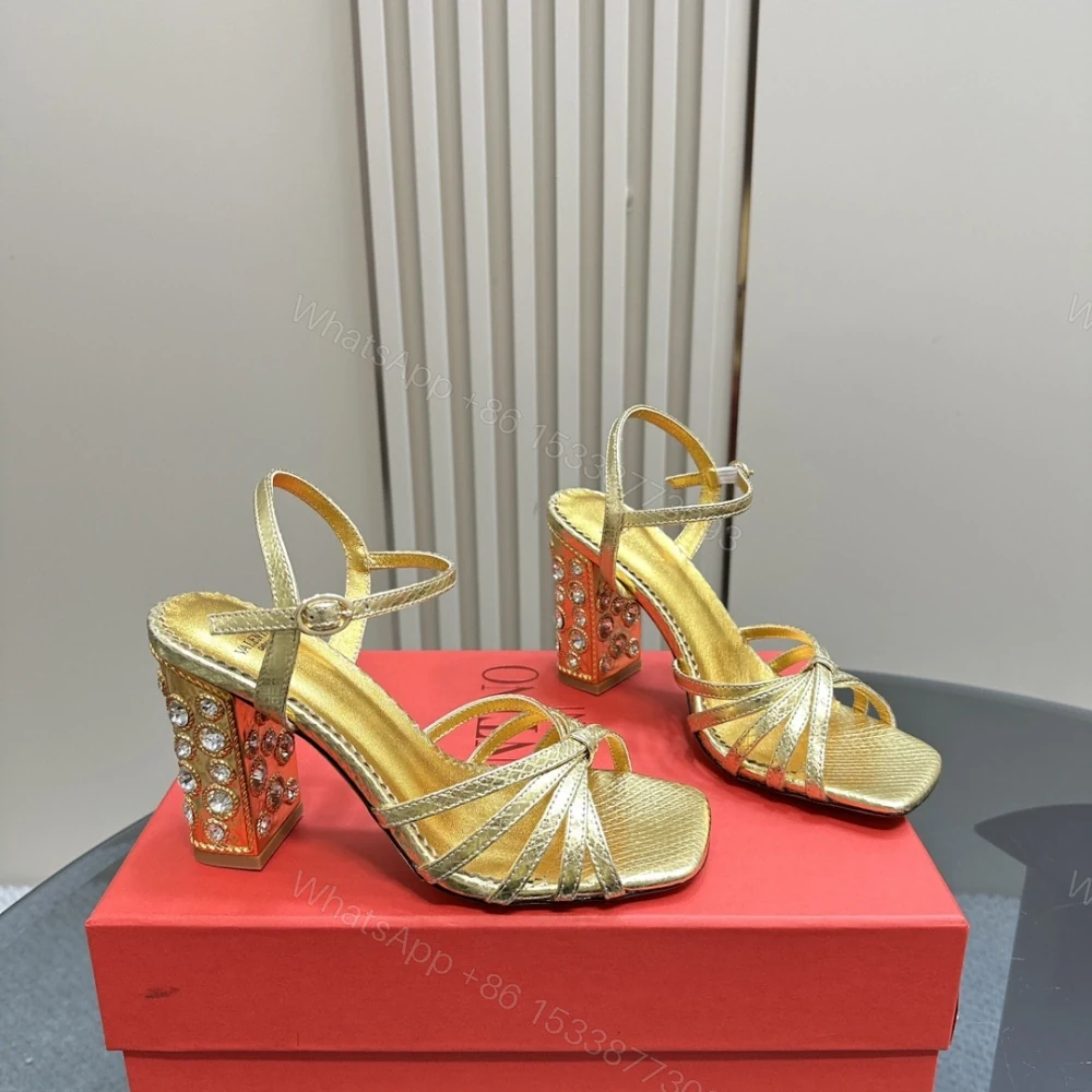 View 4 of 高仿Valentino*6W2S0LK水鑽高踭鞋金色9CM免檢版