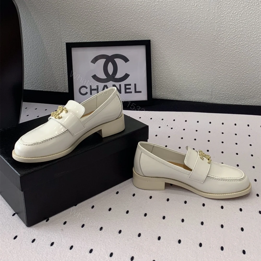 View 8 of 高仿Chanel*24S系列G45663A牛皮革樂福鞋白色3CM免檢版