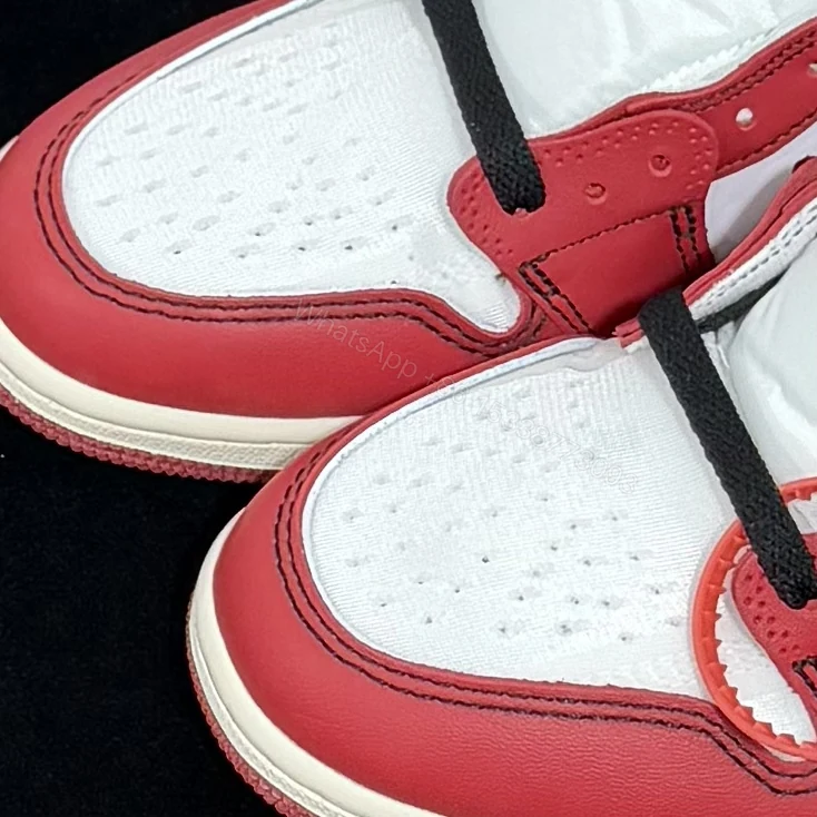 View 4 of Off-White × Air Jordan 1 Retro High “Chicago” Reps