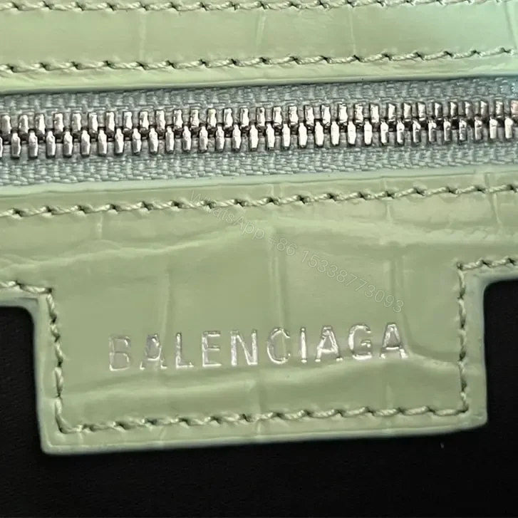 View 12 of 高仿Balenciaga*LeCagole系列餃子包薄荷綠S