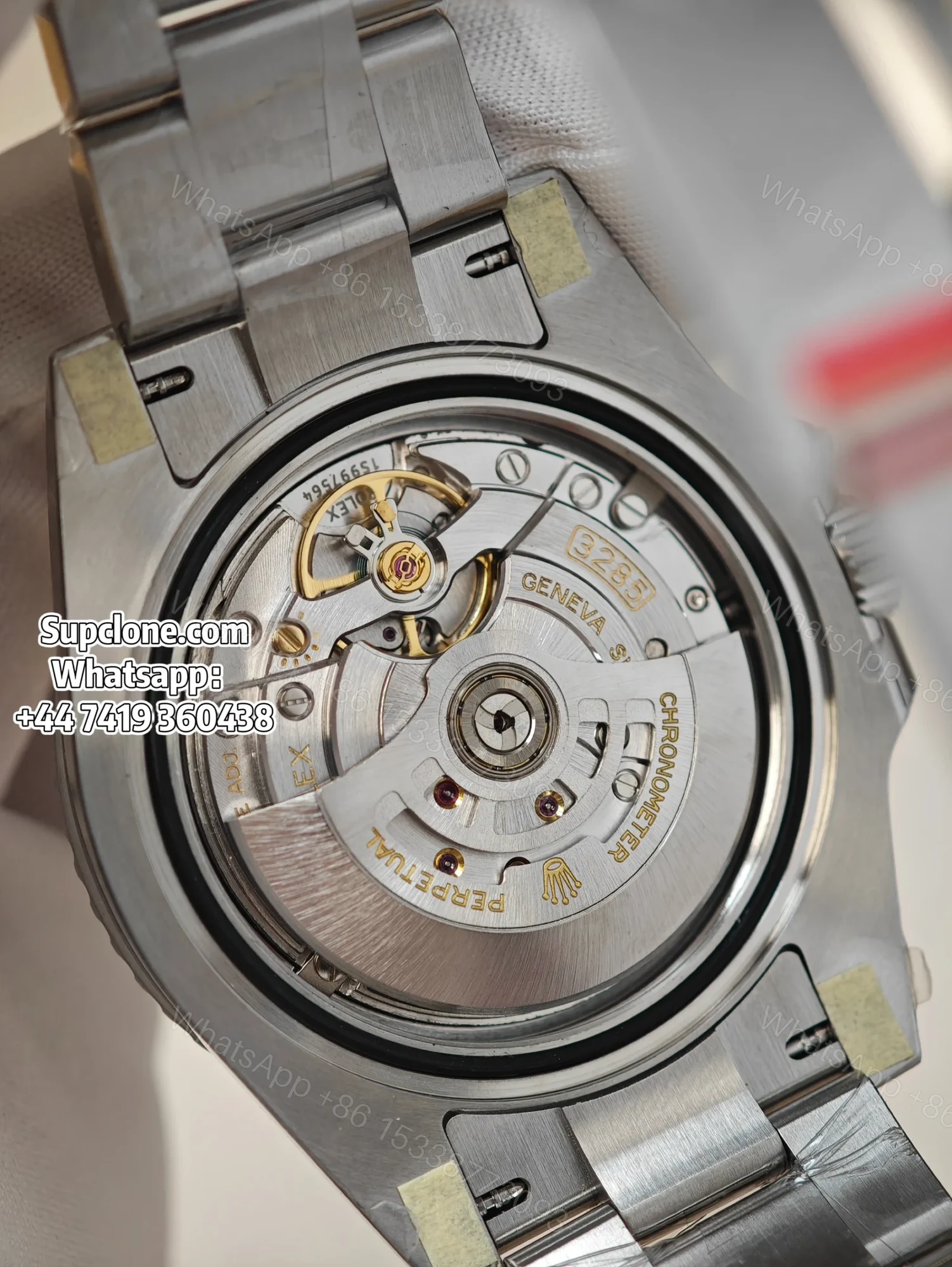 View 16 of Rolex Super Clone Watches 1:1 Pepsi GMT-Master II 126710BLRO DD3285 Oyster V3