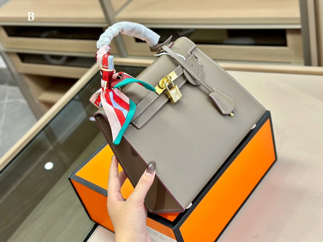 Hermes Classic Kelly — view 1
