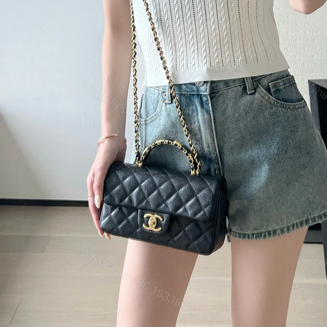 View 25 of 高仿Chanel*25B系列AS5701小牛皮中球單肩包黑色Mini免檢版