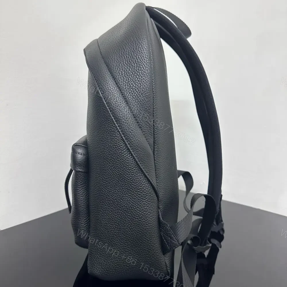 View 5 of 高仿BalenciagaExplorer系列小牛皮背包XS
