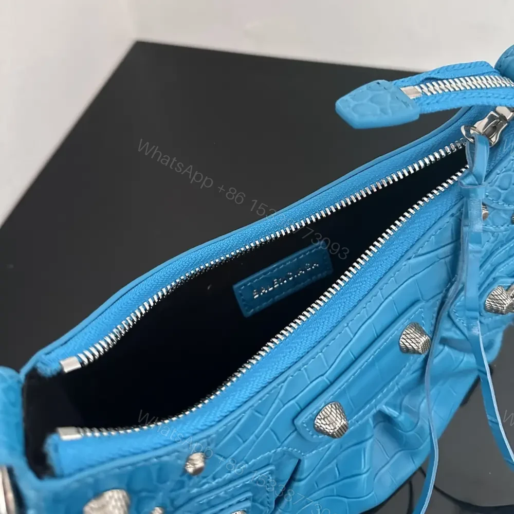 View 9 of 高仿Balenciaga*LeCagole系列餃子包藍色XS